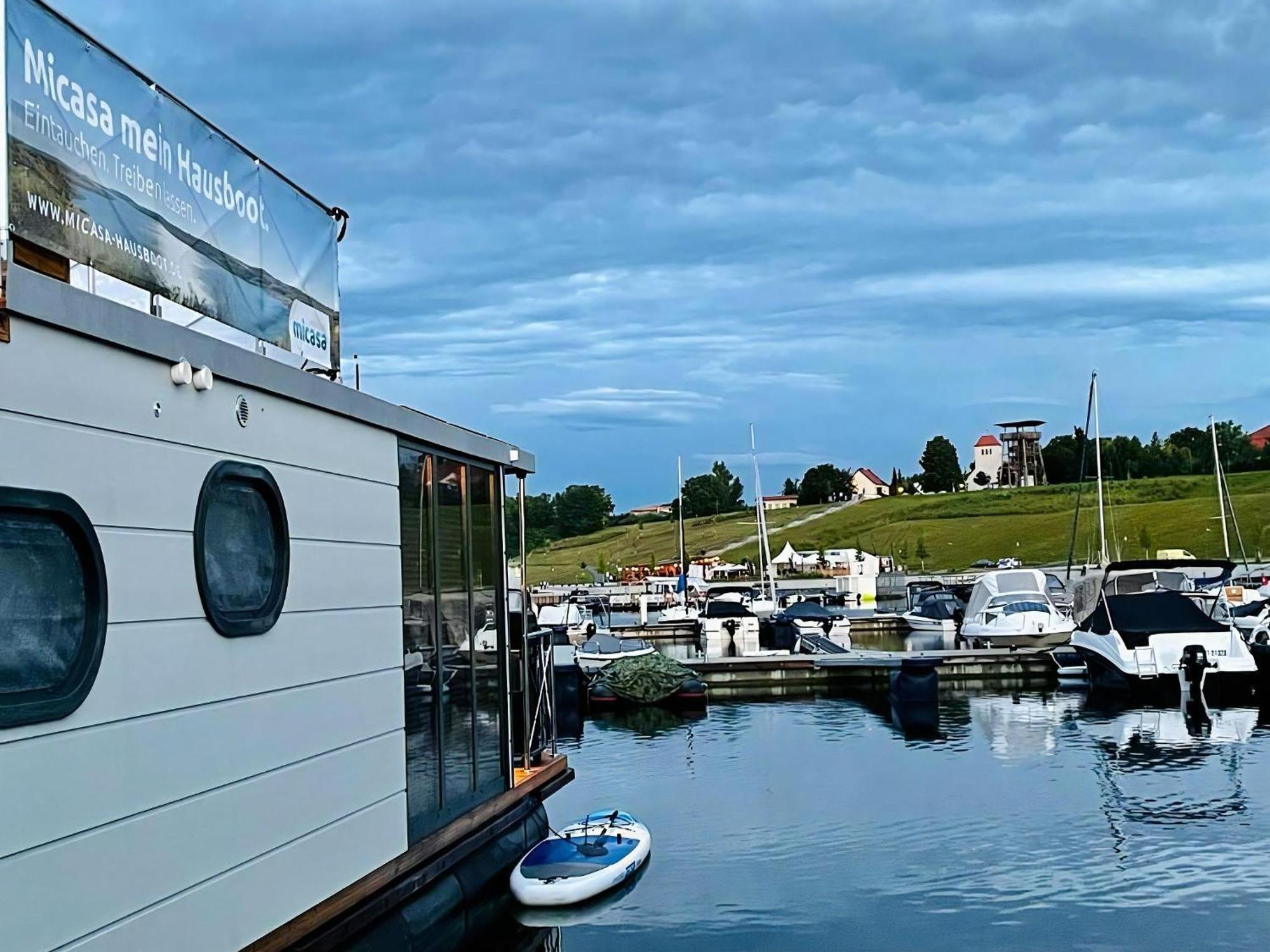 Hausboot Schiff Fuer 4 Personen Ca, 33 M Sup2 In Braunsbedra, Sachsen Anhalt Halle Saale Unstrut Region Exterior foto